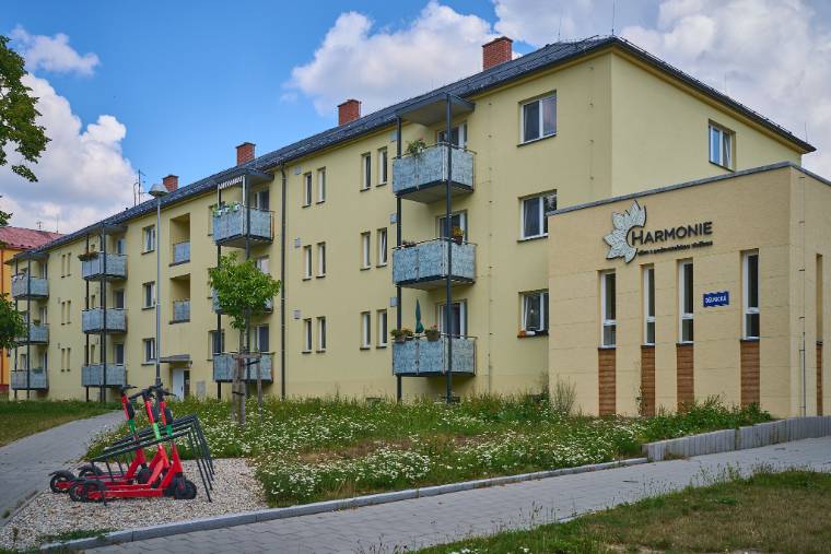 Dům s pečovatelskou službou Harmonie v Dělnické ulici po rekonstrukci